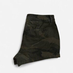 Abercrombie & Fitch Camo Shorts